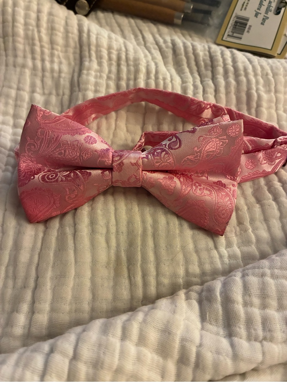 Men's Pink Paisley Bow Tie